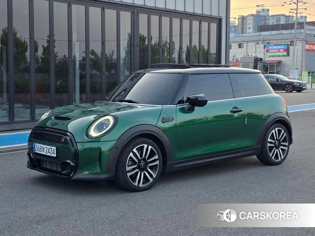 Mini Cooper S 2024 Темно-зеленый из Кореи