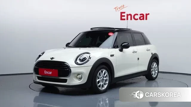 Mini Cooper 2018 Жемчужный цвет из Кореи