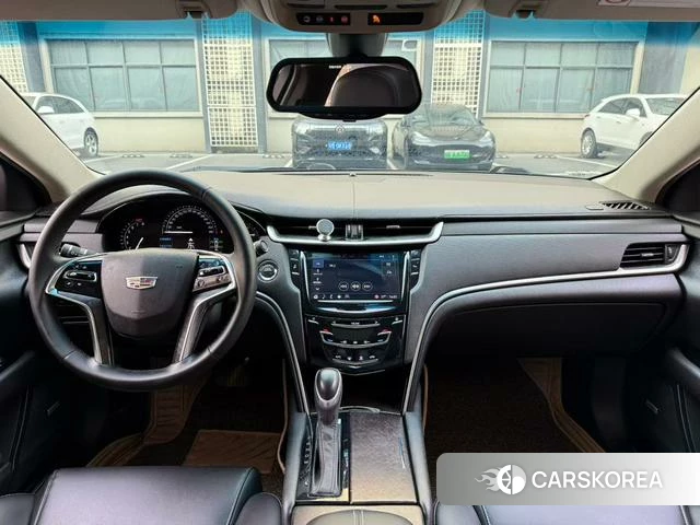 Cadillac XTS 2018 Шампань из Китая