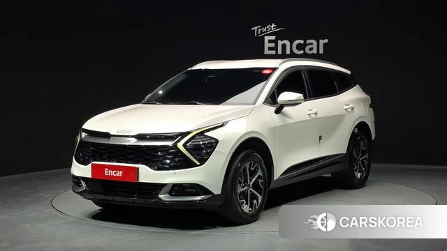 Kia Sportage 5th Generation Hybrid 2023 Белый из Кореи