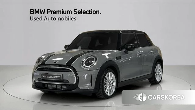 Mini Cooper 2022 Серебристо-серый из Кореи