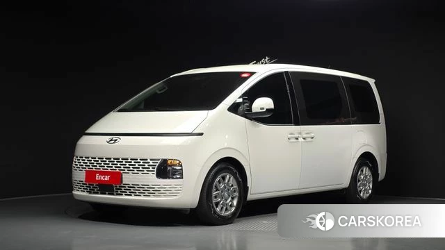 Hyundai Staria 2023 Белый из Кореи