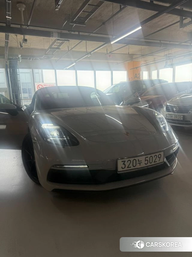 Porsche 718 Boxster 2024 Серый из Кореи