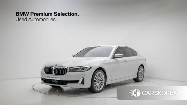 BMW 5 Series (G30) 2023 Белый из Кореи