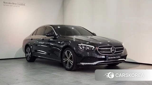 Mercedes-Benz E-Class W213 2021 Серый из Кореи
