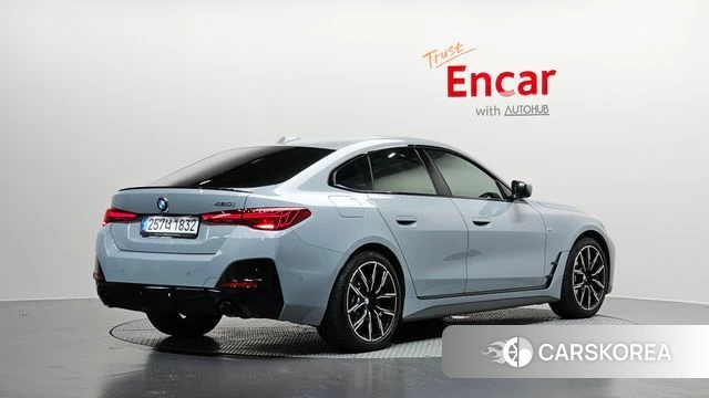 BMW 4 Series (G22) 2025 Серебристо-серый из Кореи