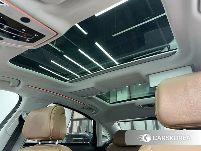Audi A8 2021 Черный из Китая