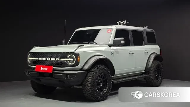 Ford Bronco 6th Generation 2023 Серый из Кореи