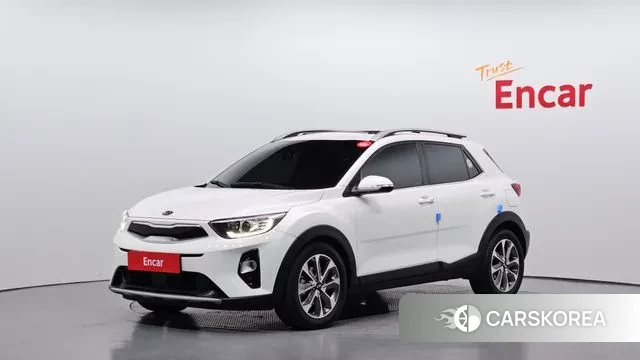 Kia Stonic 2019 Белый из Кореи