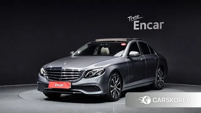 Mercedes-Benz E-Class W213 2019 Серый из Кореи