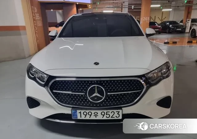 Mercedes-Benz E-Class W214 2024 Белый из Кореи