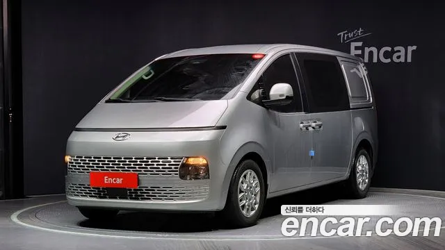 Hyundai Staria 2022 Серебристо-серый из Кореи