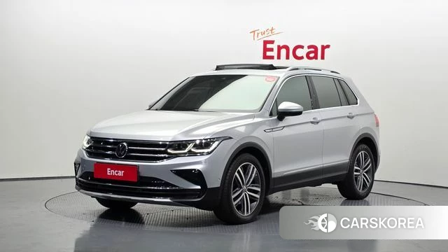 Volkswagen Tiguan second Generation 2021 Серебряный из Кореи