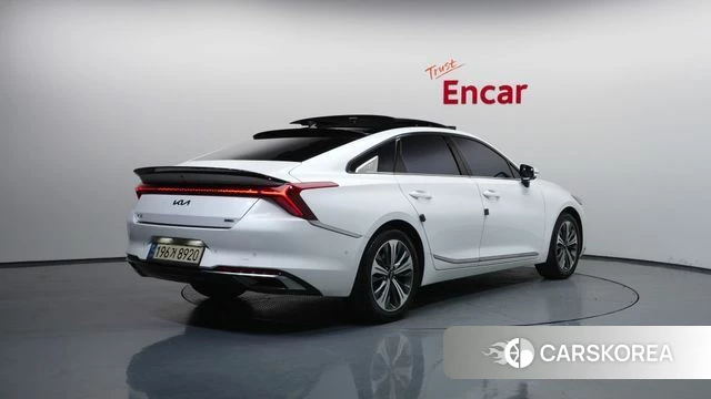 Kia K8 Hybrid 2023 Белый из Кореи