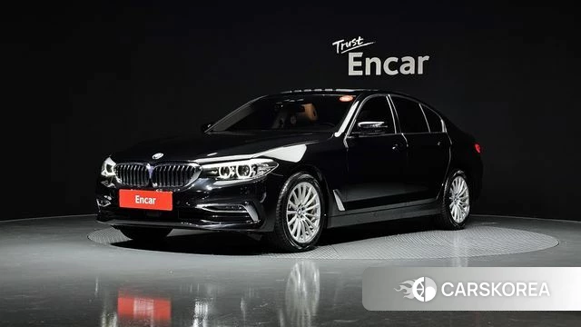 BMW 5 Series (G30) 2019 Черный из Кореи