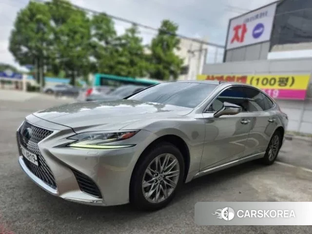 Lexus LS500 5th generation 2018 Цвет тростника из Кореи
