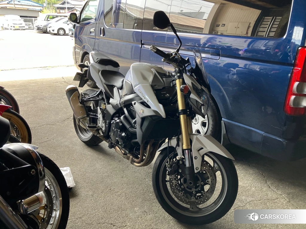 Проданный Suzuki GSR750 ABS 2013 из Японии, фото 2
