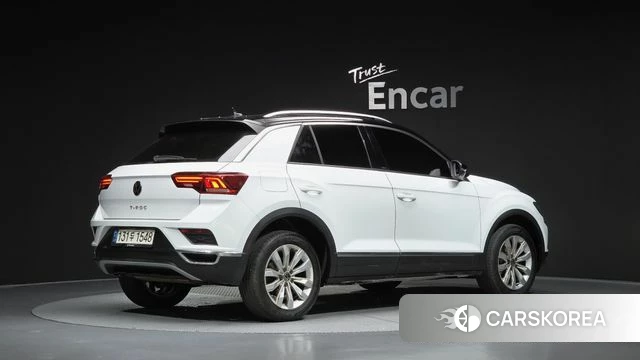 Volkswagen T-Roc 2021 Белый из Кореи