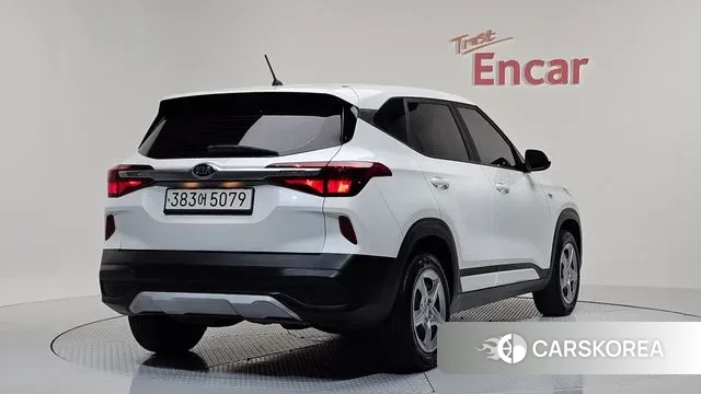 Kia Seltos 2021 Белый из Кореи