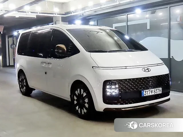Hyundai Staria 2024 Белый из Кореи