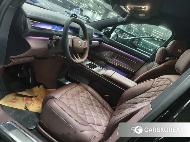 Weilai ES8 2026 Черный из Китая