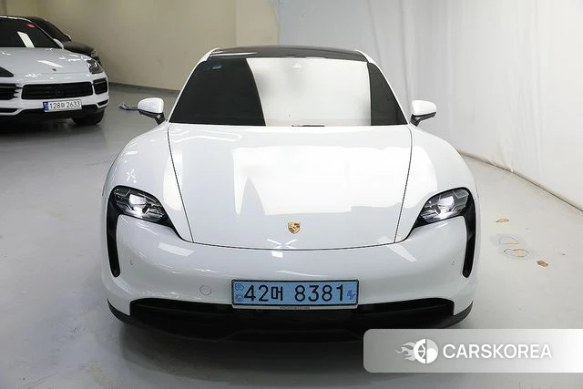 Porsche Taycan 2021 Белый из Кореи