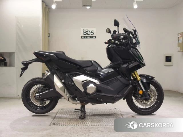 Проданный Honda X-ADV 750 2021 из Японии