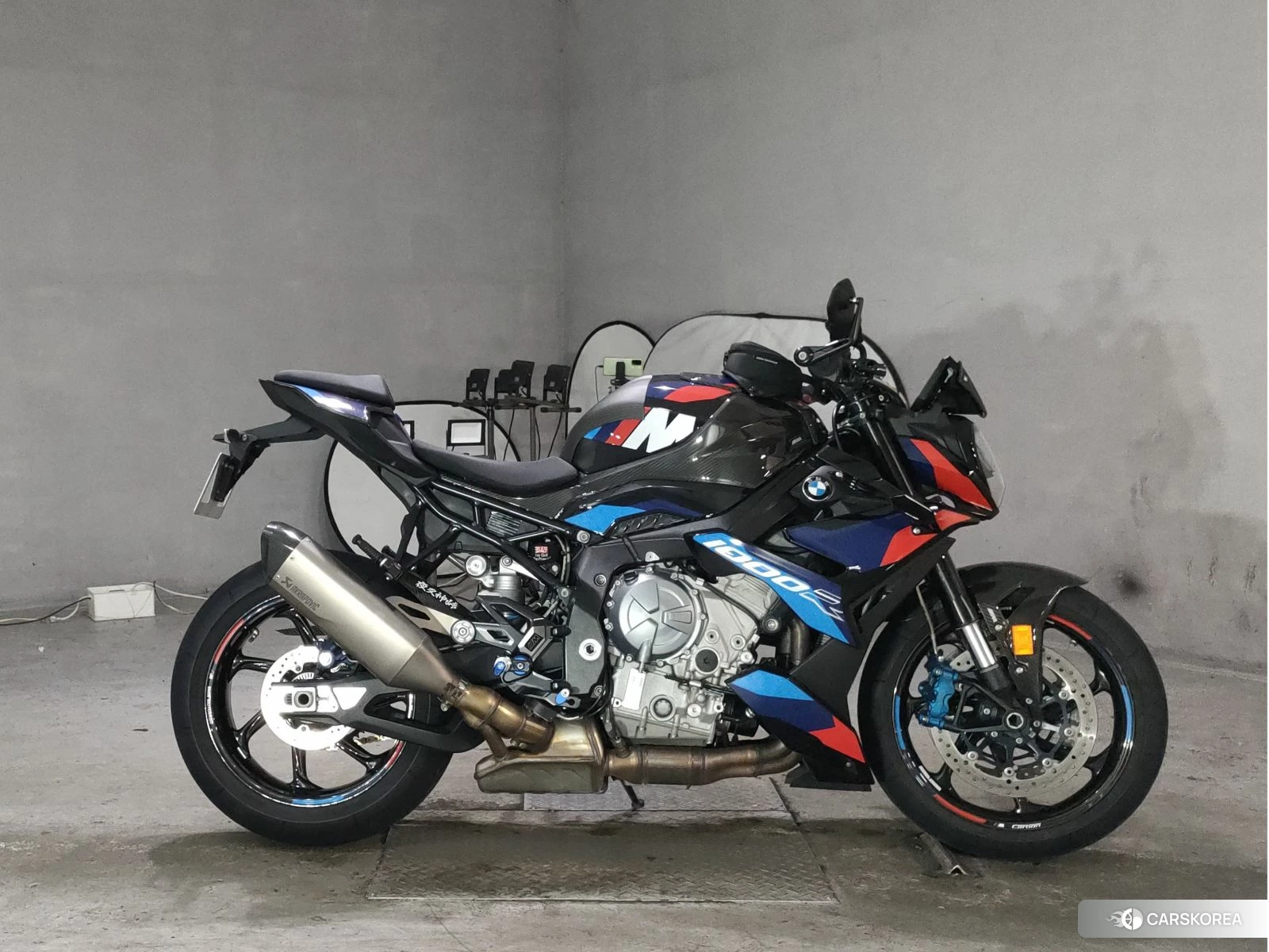 BMW M1000R 2023 из Японии, фото 2