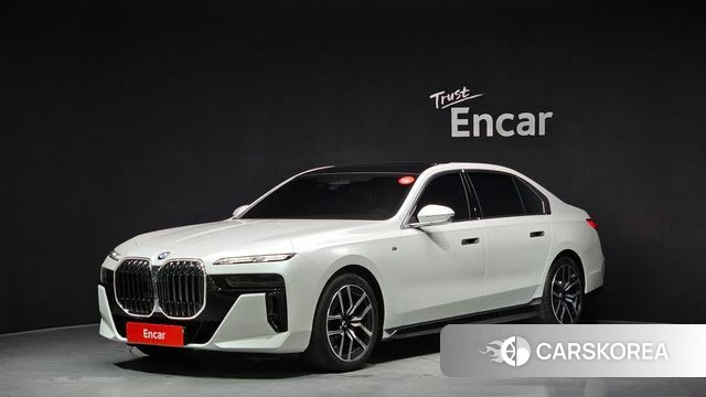 BMW 7 Series (G70) 2025 Белый из Кореи