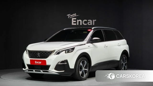 Peugeot 5008 second generation 2019 Белый из Кореи