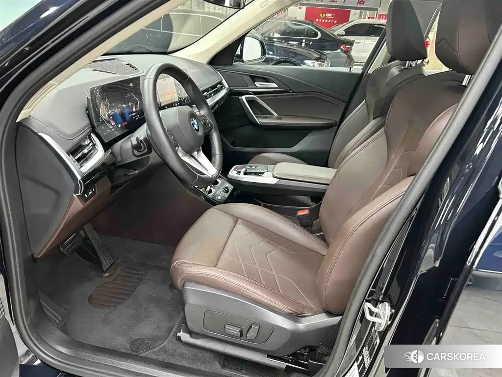 BMW X1 2024 Черный из Китая