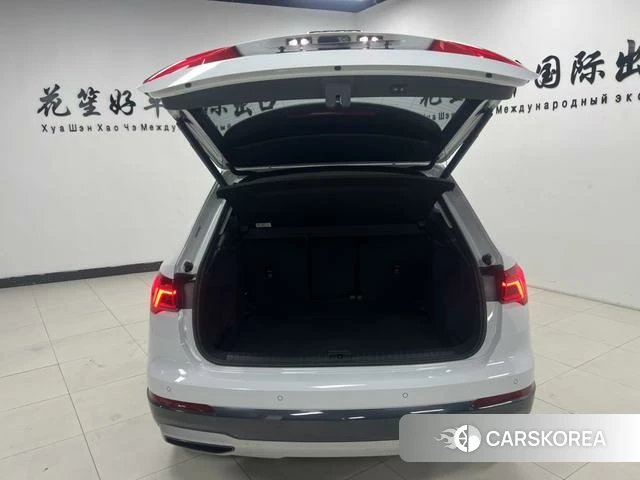 Audi Q3 2022 Белый из Китая