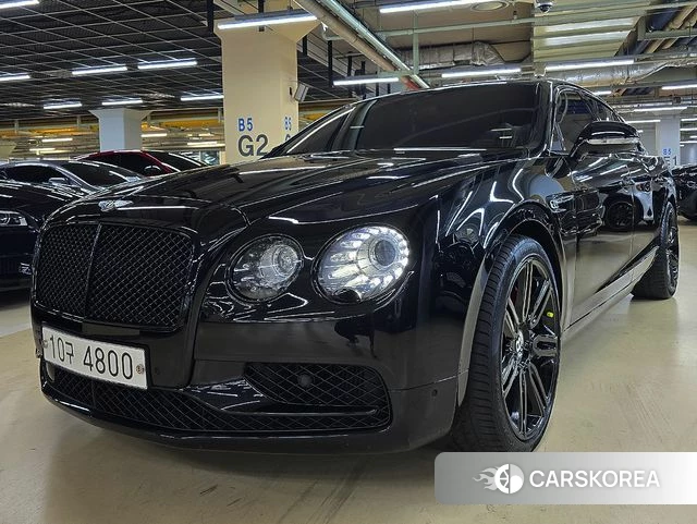 Bentley Flying Spur 2nd Generation 2018 Черный из Кореи