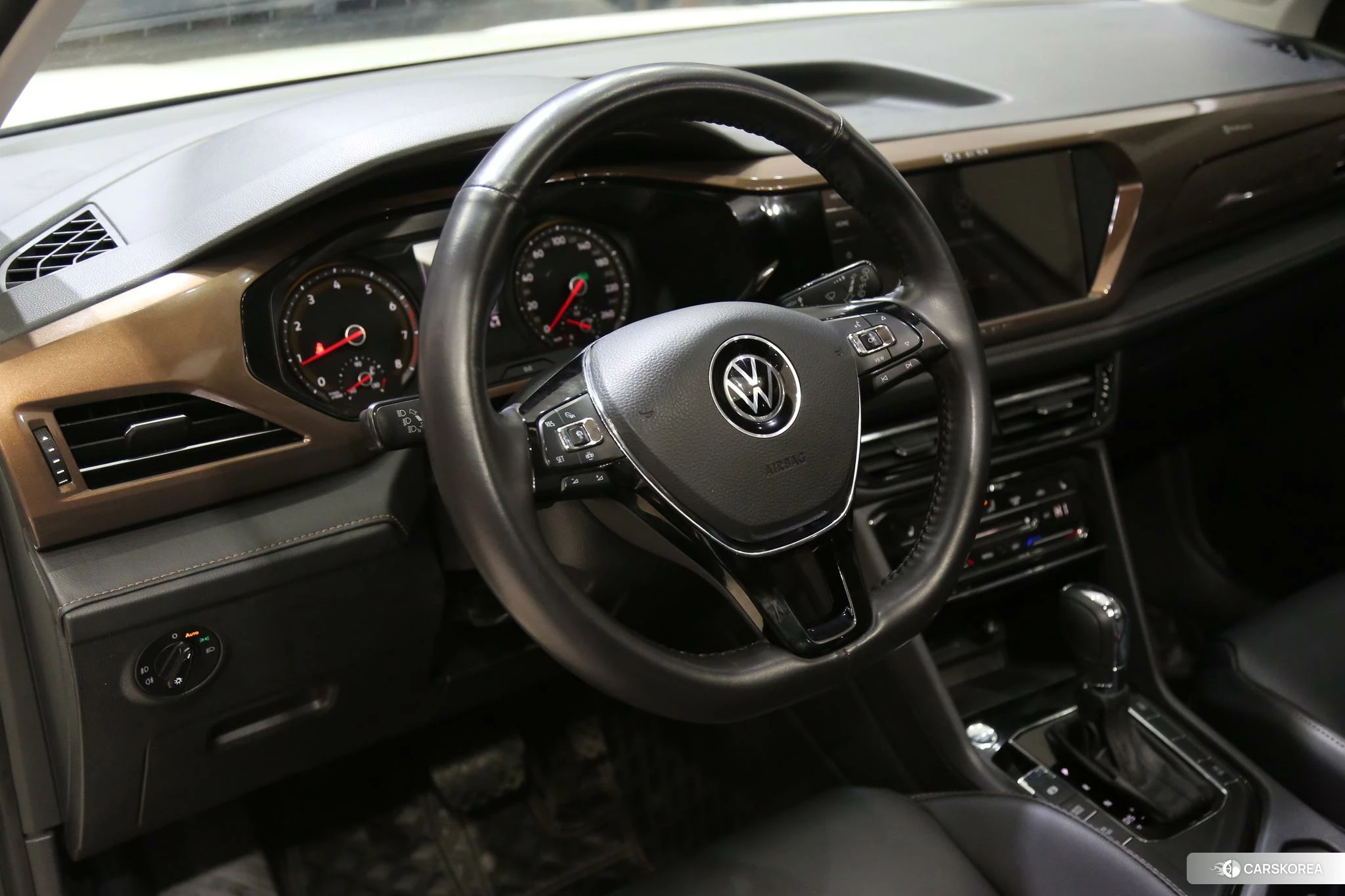 Volkswagen Tuyue 2020 Белый из Китая