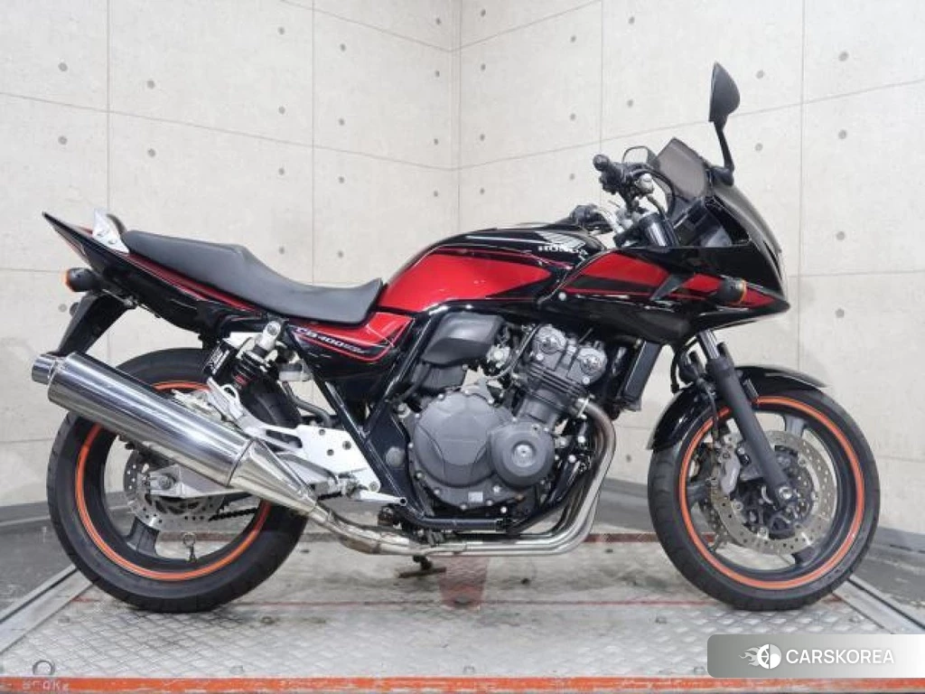 Проданный Honda CB400SF BOLDOR 2011 из Японии