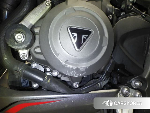 Engine photo