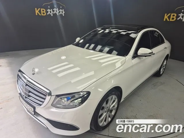 Mercedes-Benz E-Class W213 2020 Белый из Кореи
