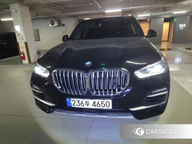 BMW X5 (G05) 2021 Черный из Кореи