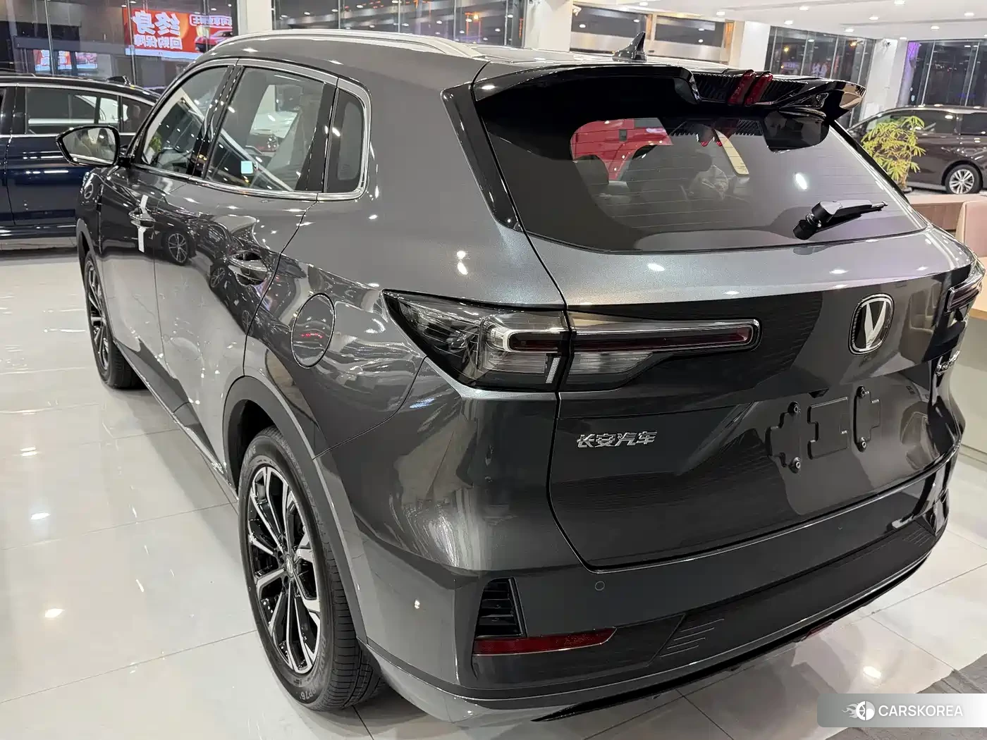 Chang'an CS55PLUS PHEV 2026 Silver/gray из Китая