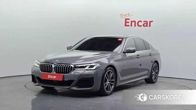 BMW 5 Series (G30) 2022 Серый из Кореи