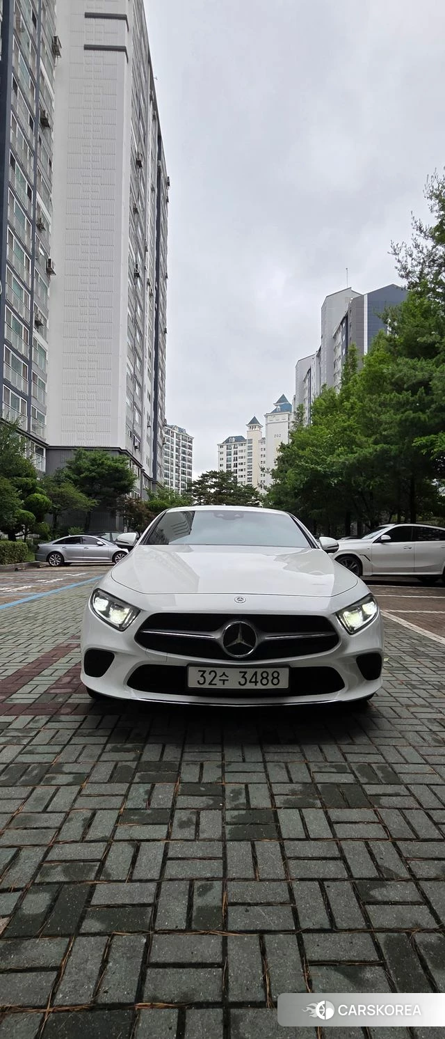 Mercedes-Benz CLS-Class C257 2019 Белый из Кореи