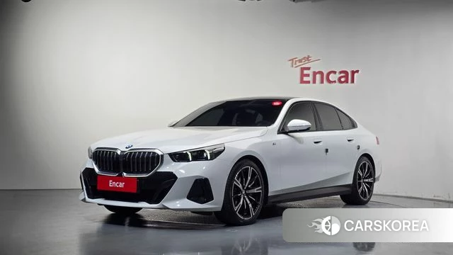 BMW 5 Series (G60) 2024 Белый из Кореи