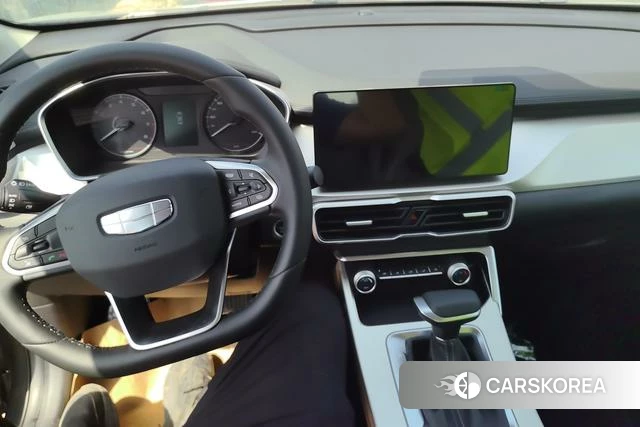 Geely Automobile Binyue 2026 Темно-серый из Китая