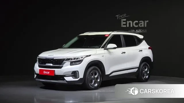 Kia Seltos 2022 Белый из Кореи