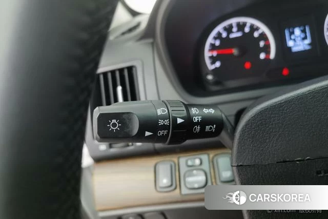 Dongfeng popular Lingzhi PLUS 2021 Белый из Китая