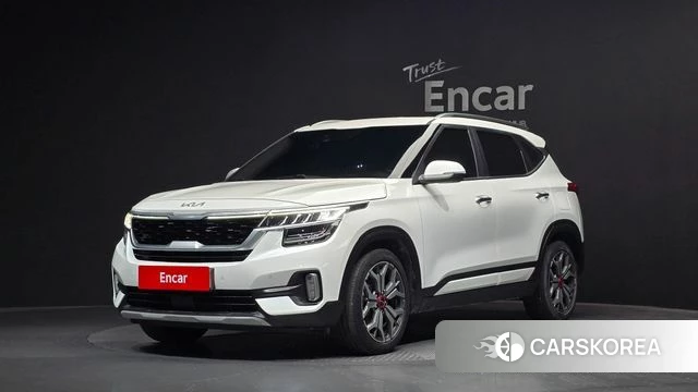 Kia Seltos 2022 Белый из Кореи