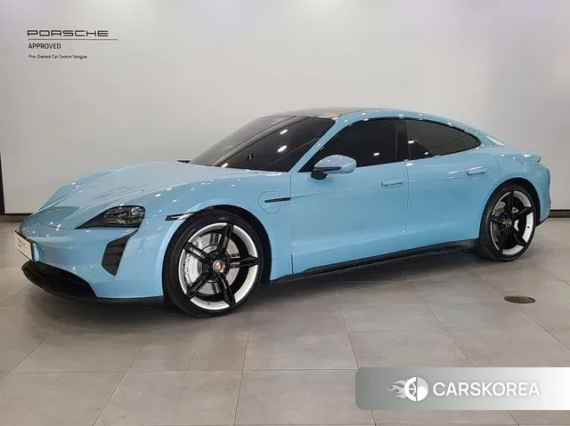 Porsche Taycan 2023 Небесно-голубой из Кореи