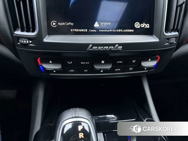 Maserati Levante 2018 Синий из Китая