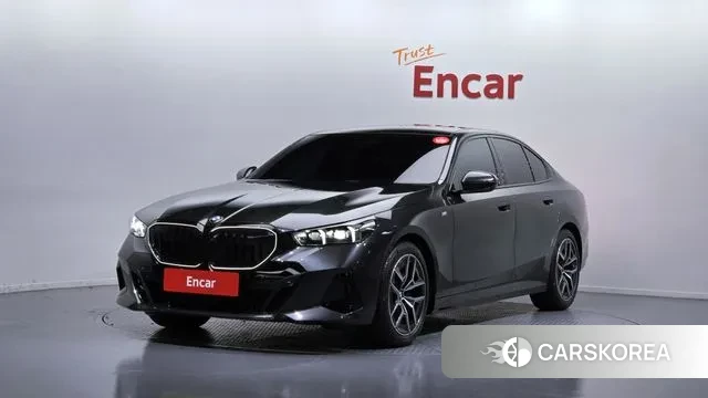 BMW 5 Series (G30) 2025 Серый из Кореи