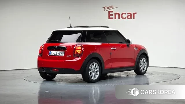 Mini Cooper 2020 Красный из Кореи